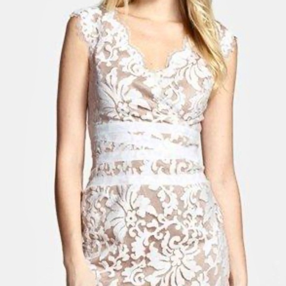 Tadashi Shoji Embroidered Lace Sheath Dress Size 0 - Picture 4 of 16